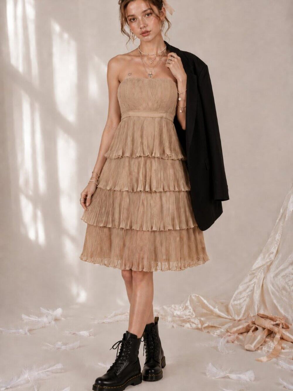 BHLDN x Anna Sui Y2K Tiered Strapless Mini Dress Beige Tan Vintage Cocktail